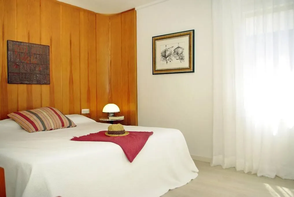 Beach Apartment Overseeing The Sea Llafranc Spain