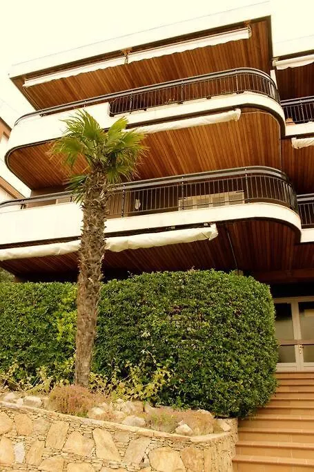 Beach Apartment Overseeing The Sea Llafranc Spain